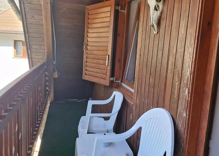 Kometer Soba * בובק